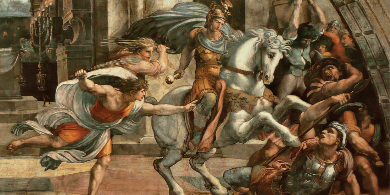 La imagen muestra una pintura clásica que representa una escena dinámica y dramática de batalla. Al centro aparece un personaje vestido con armadura, montado sobre un caballo blanco que parece estar en movimiento y a punto de atacar o avanzar agresivamente contra un grupo de guerreros ubicados a la derecha. Estos guerreros intentan defenderse o retroceder, algunos levantan sus escudos y armas en defensa.  A la izquierda, dos figuras corren junto al personaje principal, mostrando una postura decidida y activa, sugiriendo apoyo o refuerzo en la batalla. El fondo tiene detalles arquitectónicos clásicos con columnas y elementos decorativos que acentúan el contexto histórico y épico del momento representado.  En términos generales, la obra evoca un momento decisivo en un combate o conflicto histórico, enfatizando el heroísmo, la valentía y el caos inherente al enfrentamiento bélico. El estilo artístico es renacentista, con gran énfasis en la anatomía humana, la perspectiva, la composición dinámica y la dramatización de las expresiones faciales y corporales.